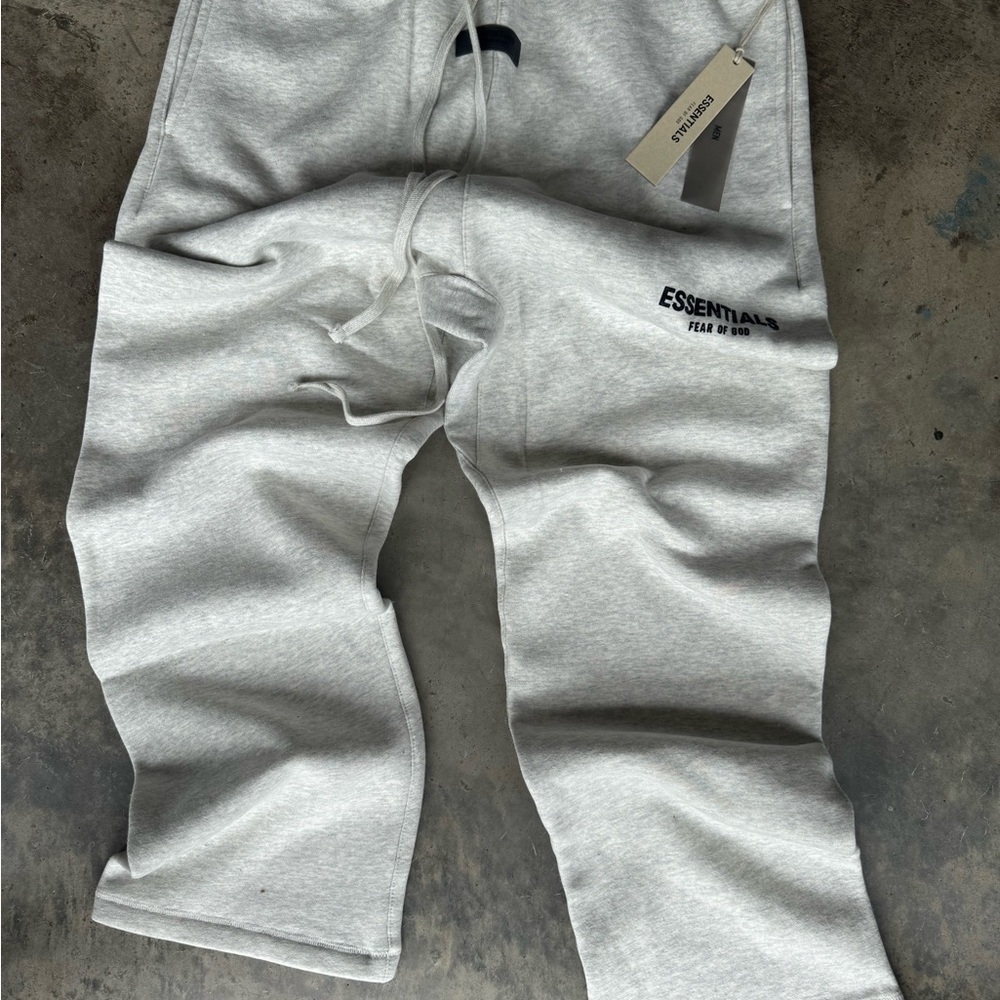 Essentials Grey Set - Picture 3 of 4